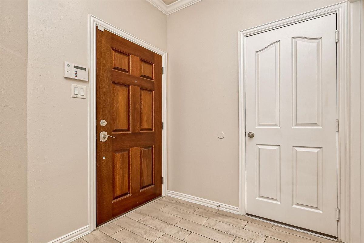 5015 Dartmoor Ridge Trl - Photo 4 of 31