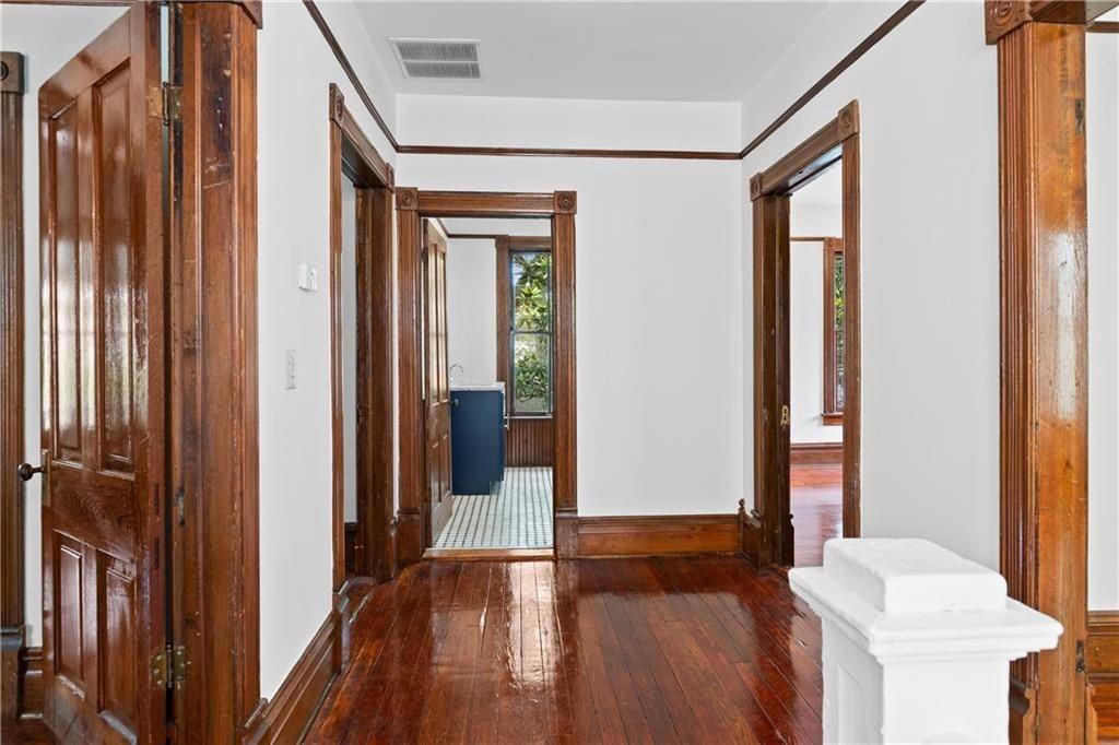 235 Elizabeth St Ne ##B - Photo 4 of 26