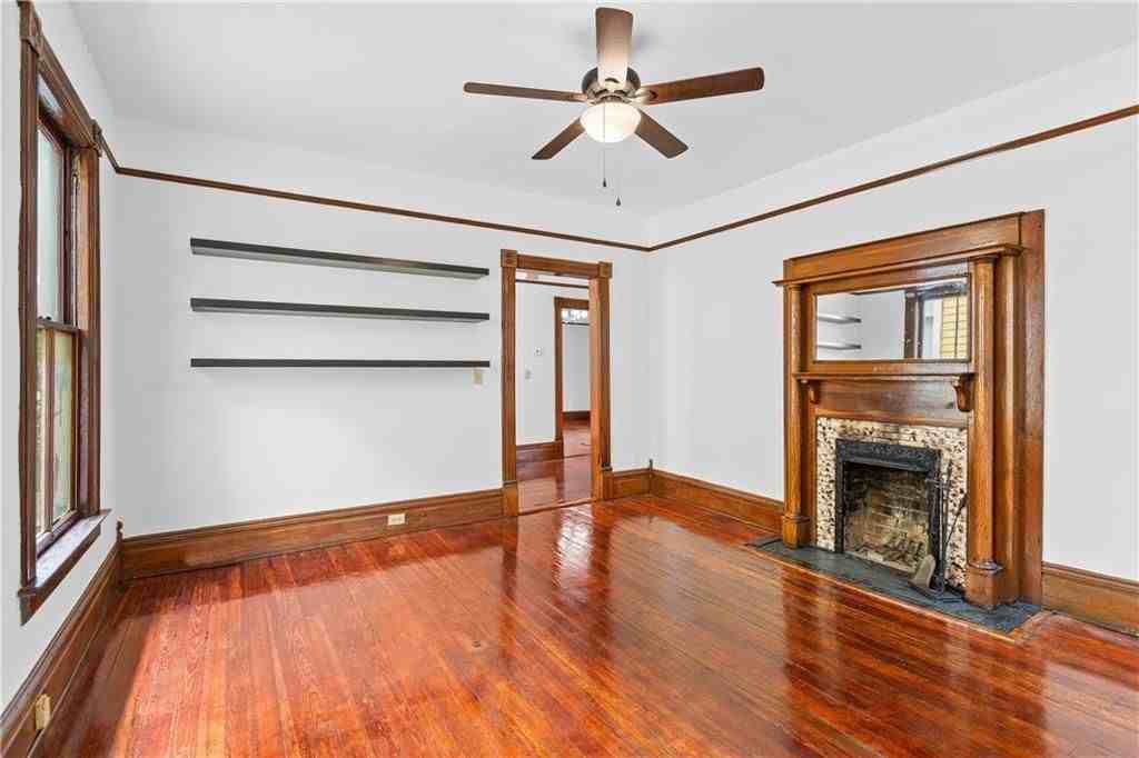 235 Elizabeth St Ne ##B - Photo 6 of 26