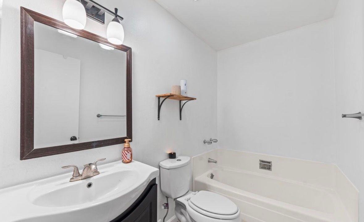 3140 E Avenue Q15 - Photo 7 of 11