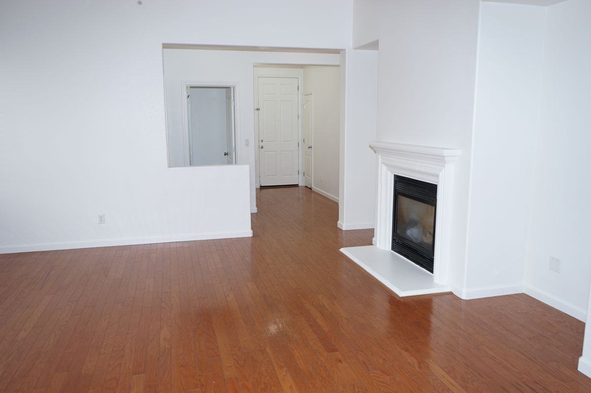 467 E Legacy Dr - Photo 6 of 25