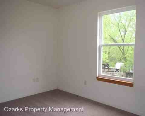 188 S Cave - Photo 2 of 15