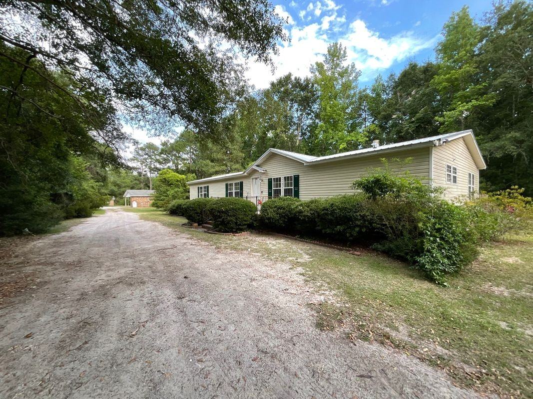 132 Tannie Dr - Photo 2 of 3