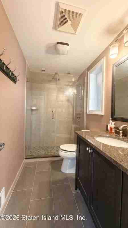 75 Ionia Ave ##1 - Photo 3 of 6