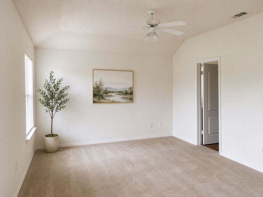 208 Orchard Trl - Photo 4 of 10
