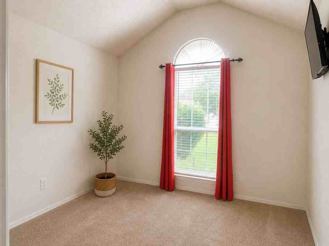 208 Orchard Trl - Photo 7 of 10
