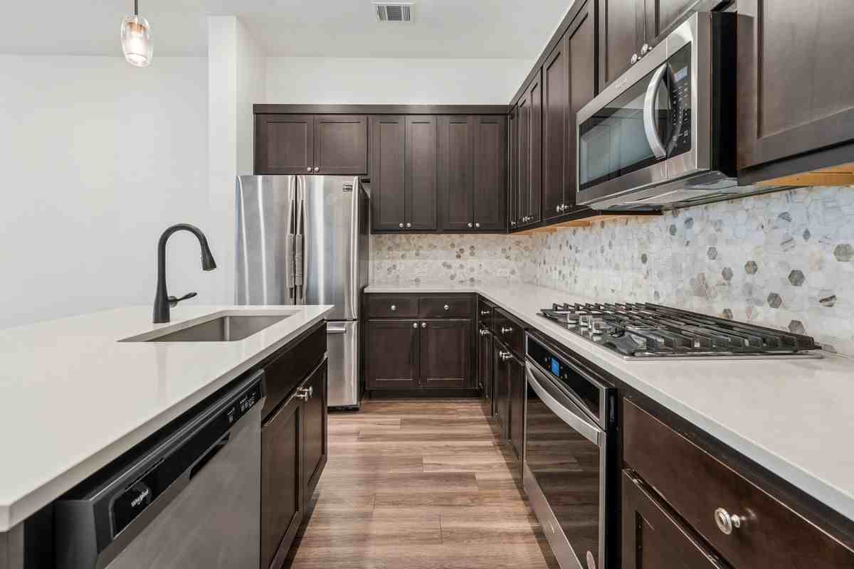 2215 Adena Springs Dr - Photo 4 of 26