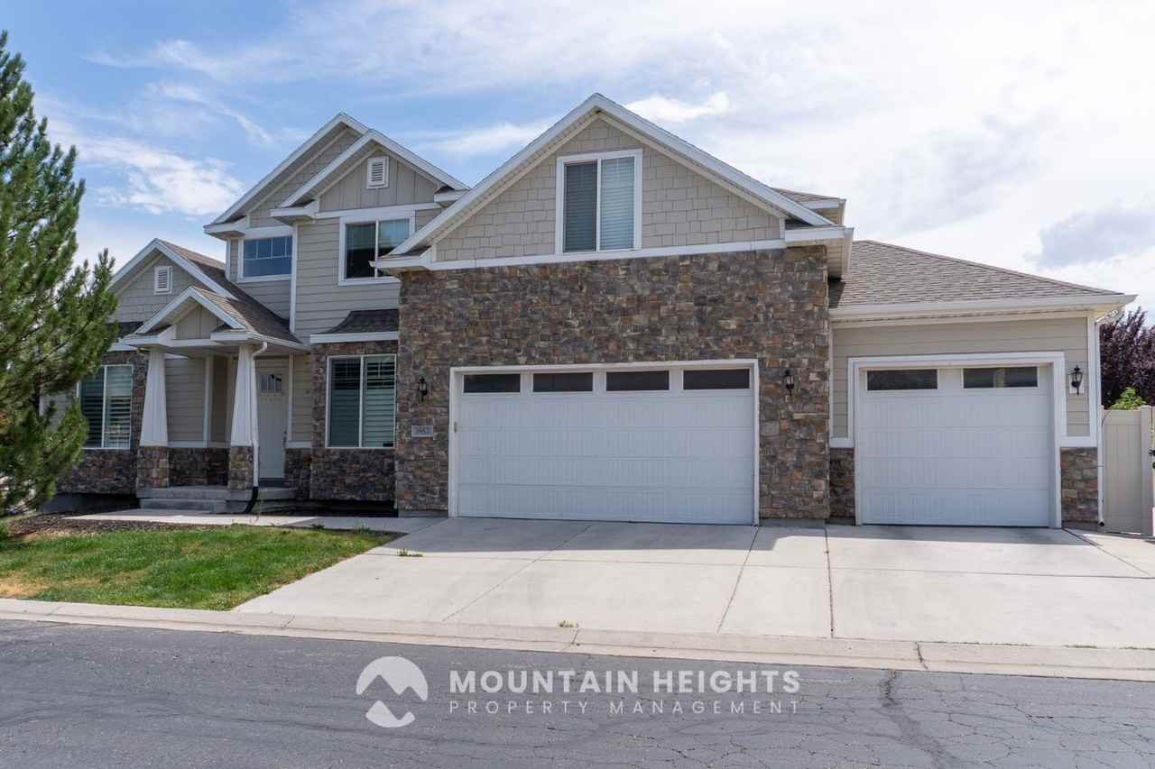 3953 W Sand Lake Dr - Photo 2 of 46