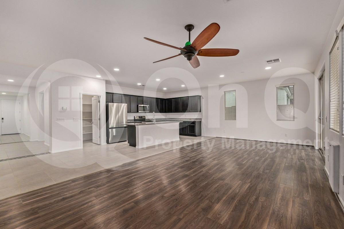 22488 E Via Del Oro - Photo 3 of 15