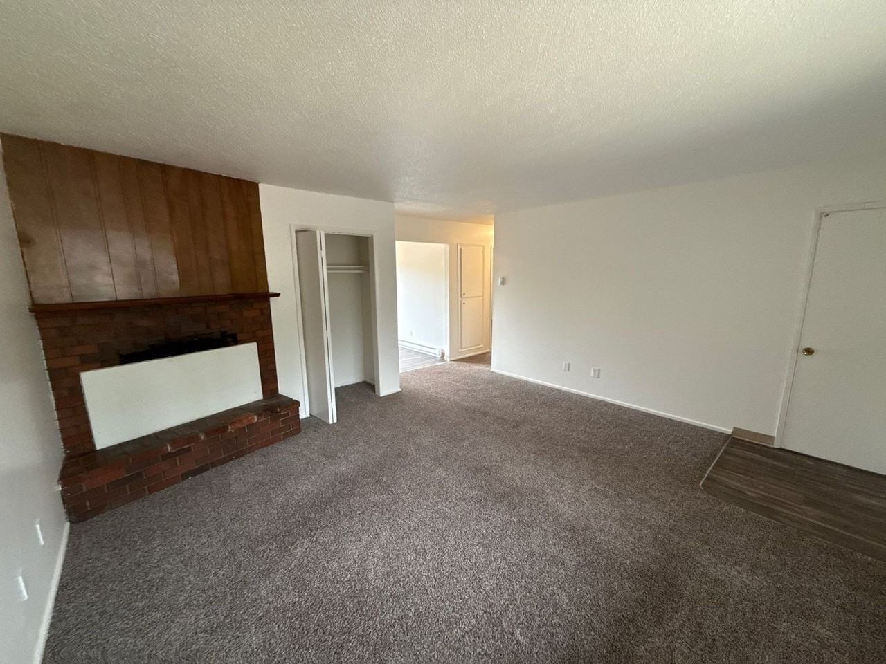 3930 Iberis St Ne - Photo 2 of 24
