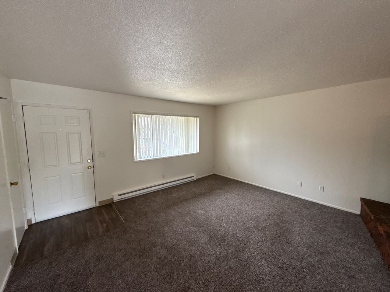 3930 Iberis St Ne - Photo 5 of 24