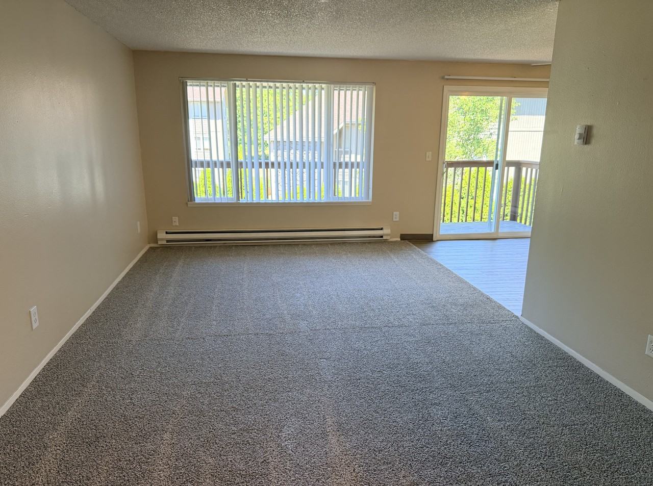 Stafford Court Apartments - Photo 3 of 24