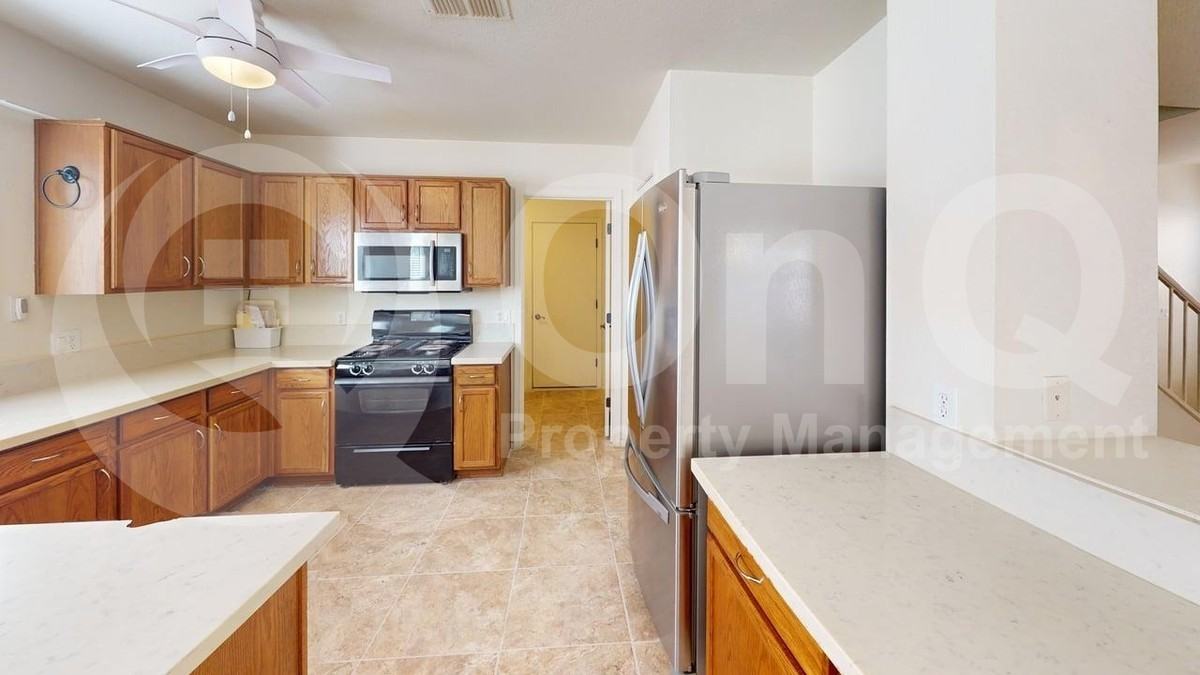 6147 S Earp Wash Ln - Photo 5 of 23