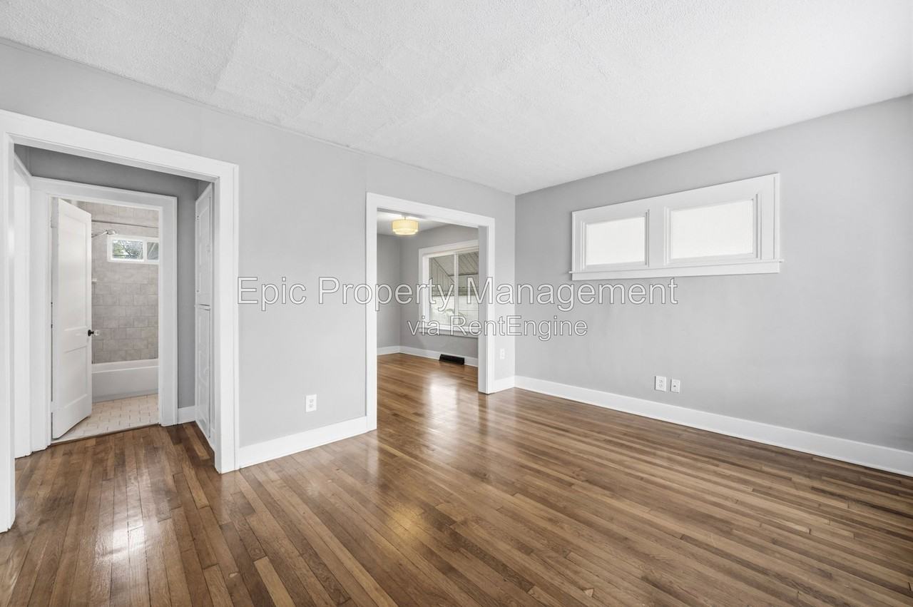 662 E Saratoga St - Photo 6 of 12