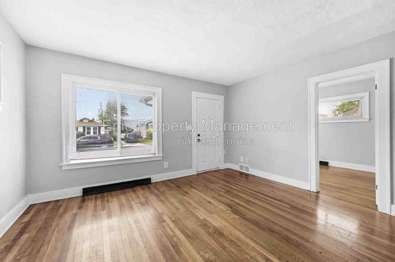 662 E Saratoga St - Photo 7 of 12