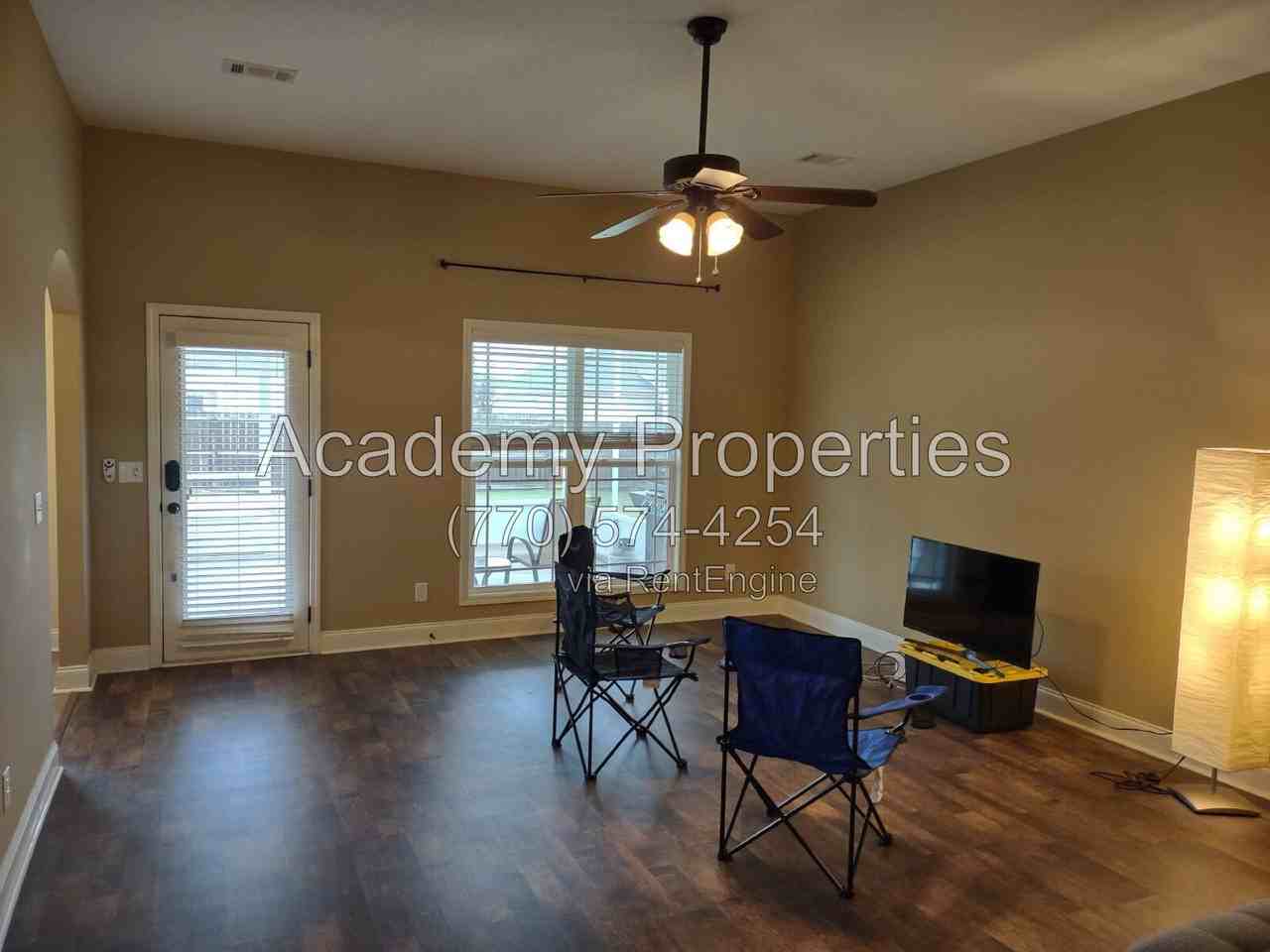 304 S Charity Ln - Photo 3 of 22