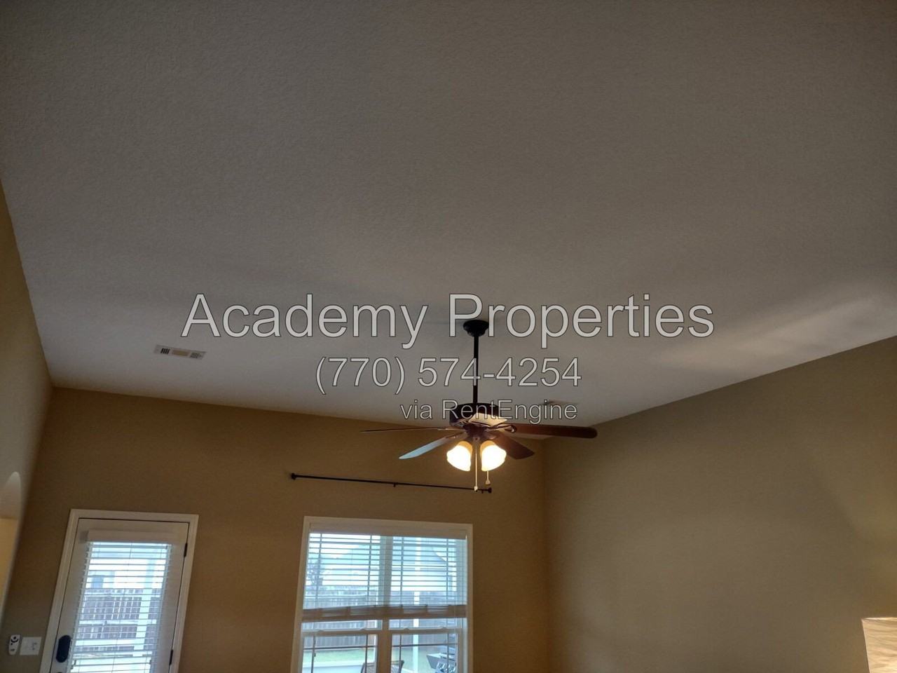 304 S Charity Ln - Photo 4 of 22