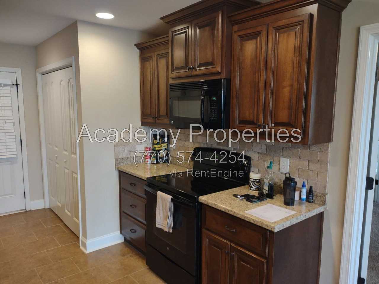 304 S Charity Ln - Photo 5 of 22