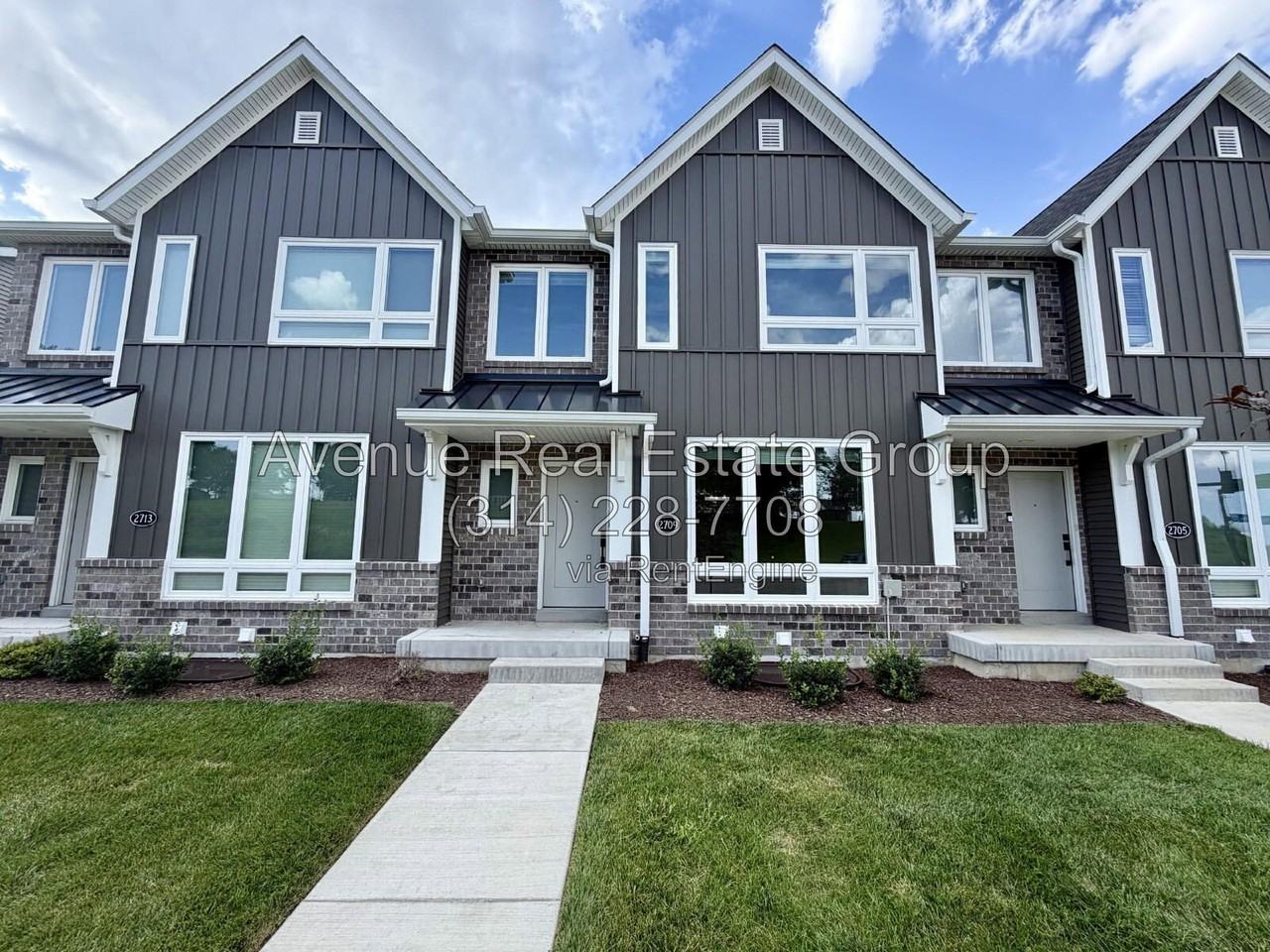 2709 S Old Highway 94