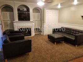 featured image of 1686 Hickory Ln