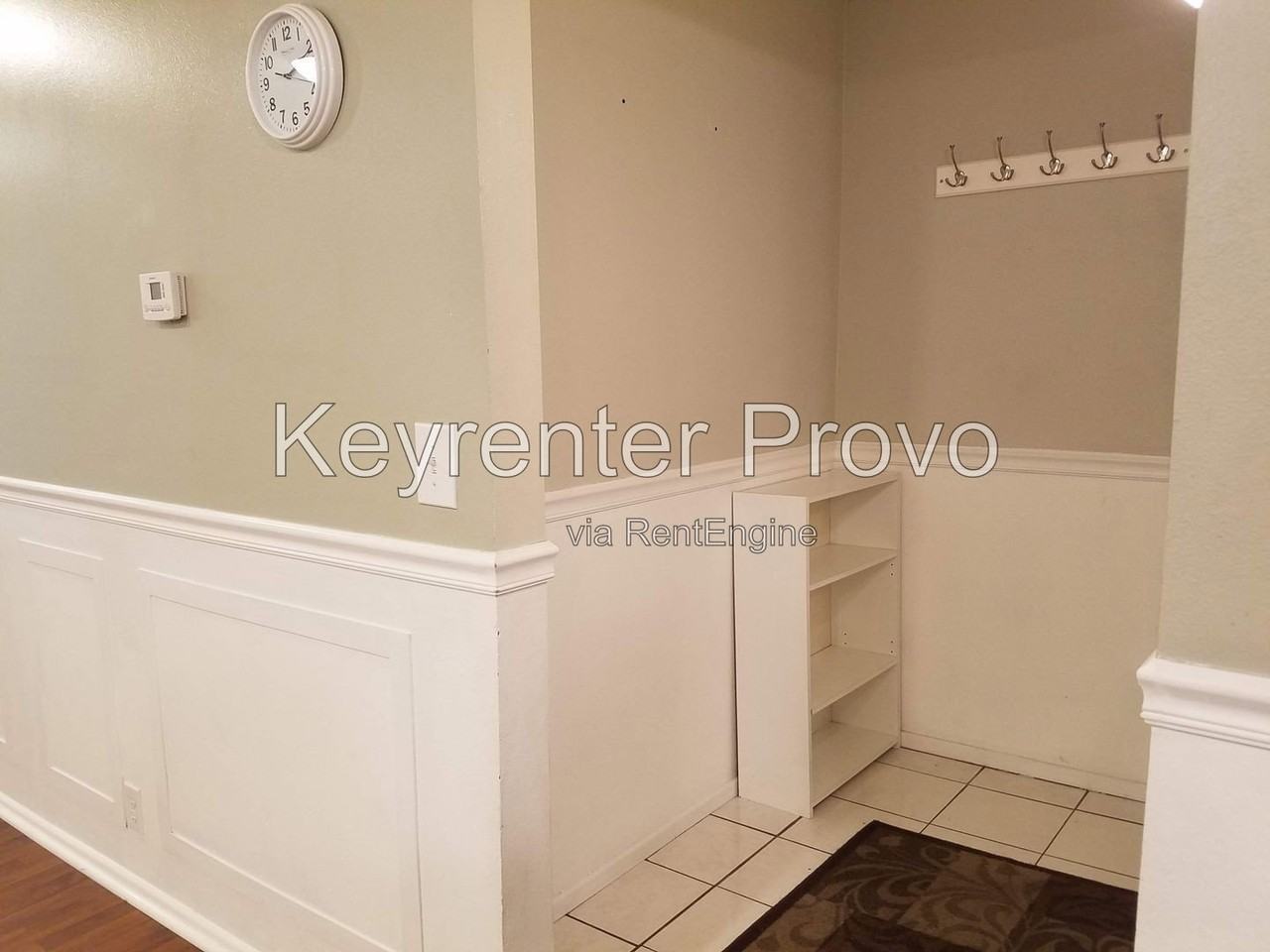 1686 Hickory Ln - Photo 5 of 19