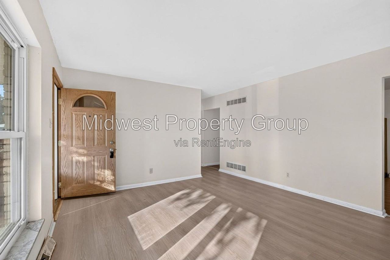 370 Gerald Ave - Photo 2 of 30