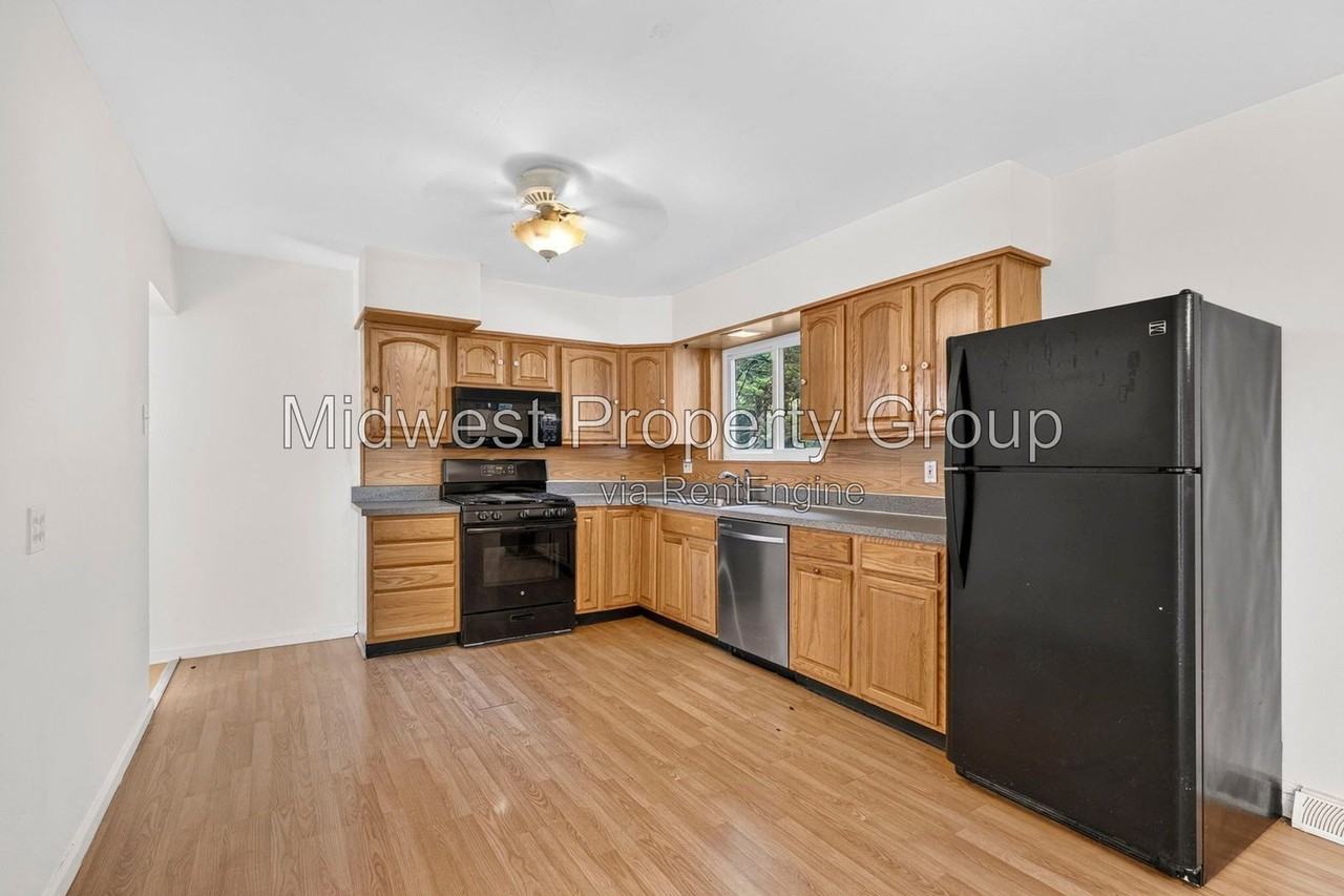370 Gerald Ave - Photo 6 of 30