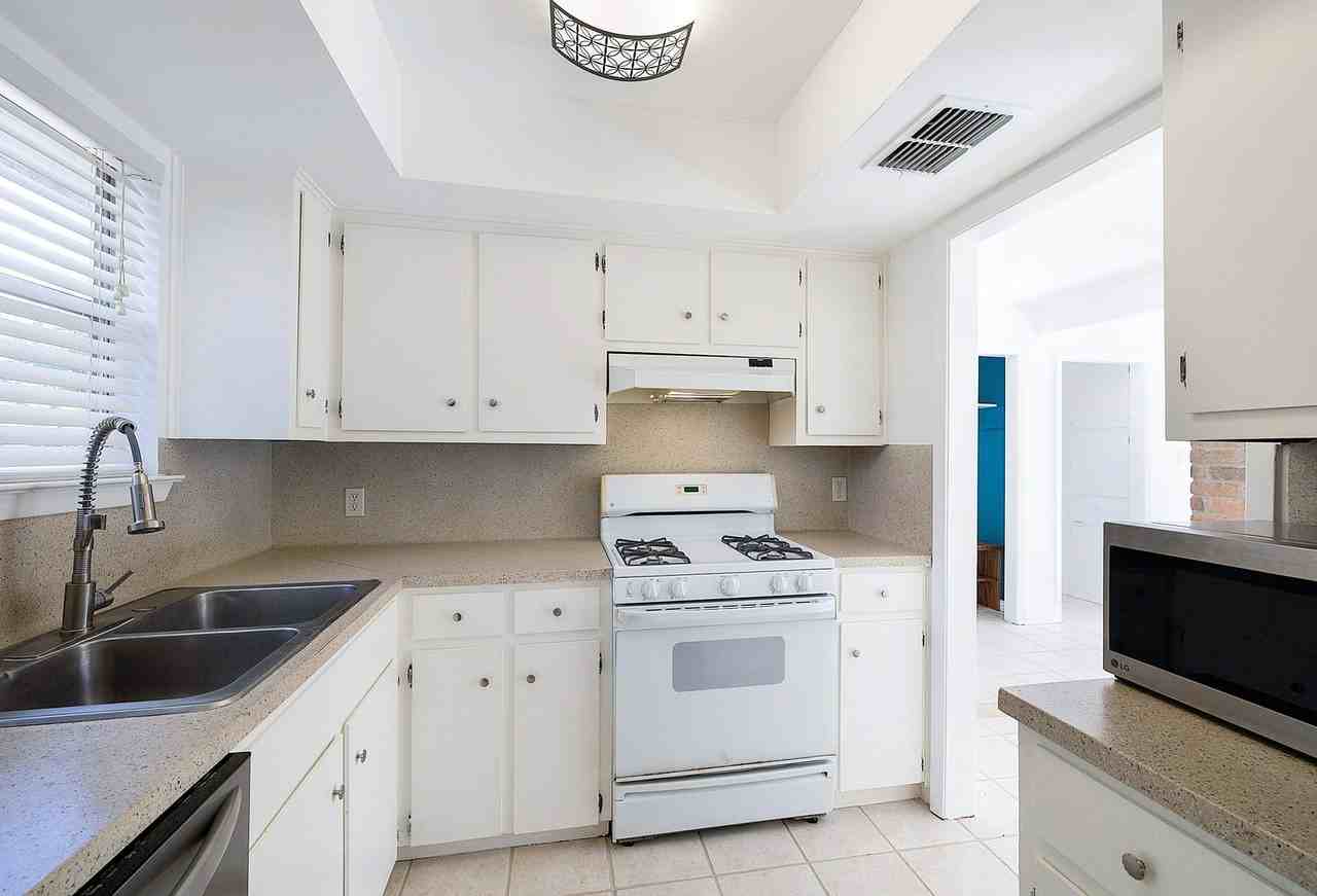 2201 Singletree Ave - Photo 7 of 40