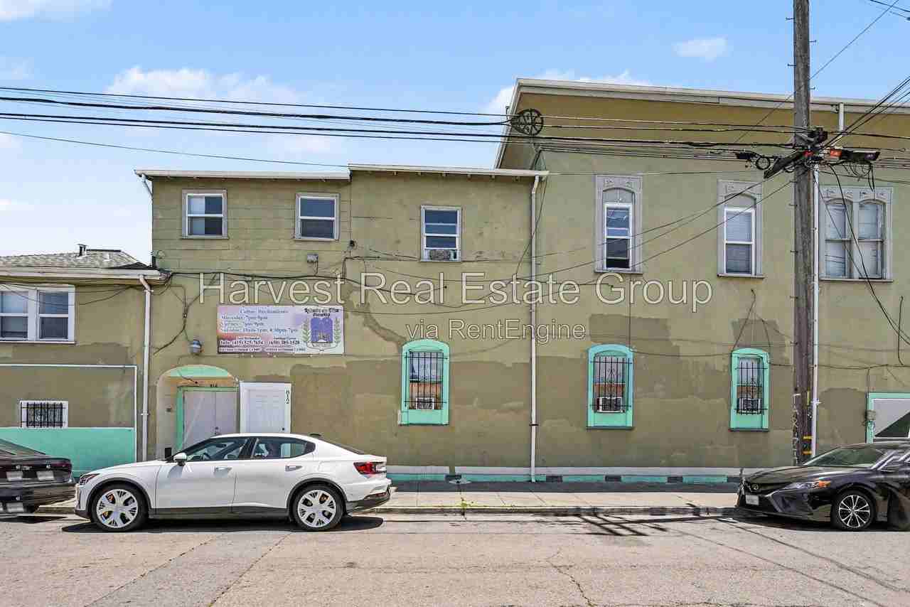 812 Chester St - Photo 2 of 16