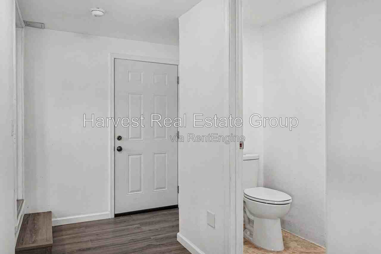 812 Chester St - Photo 4 of 16