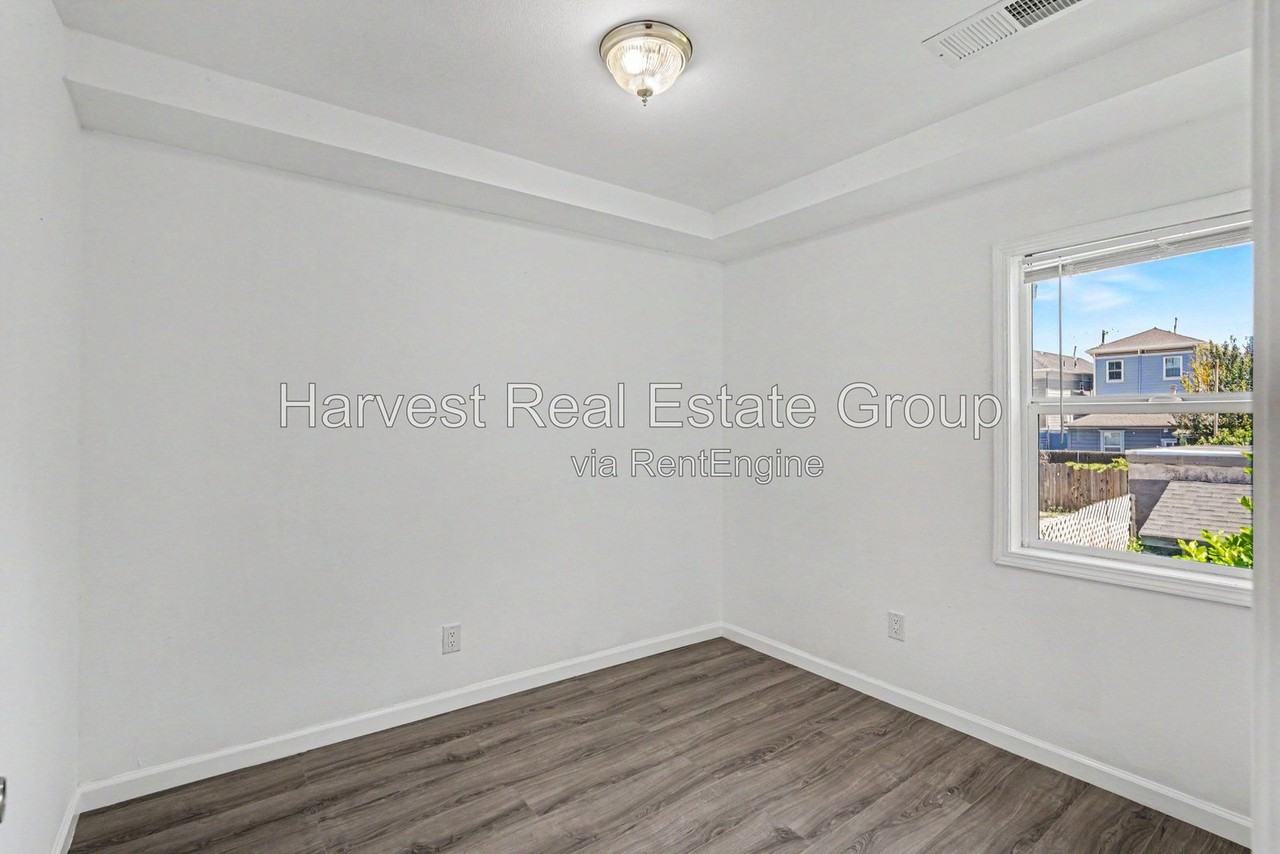 812 Chester St - Photo 7 of 16
