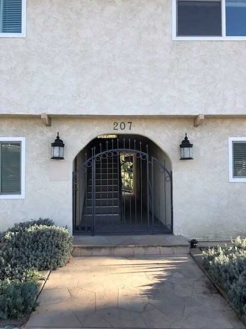 207 W Marquita #3 - Photo 5 of 15