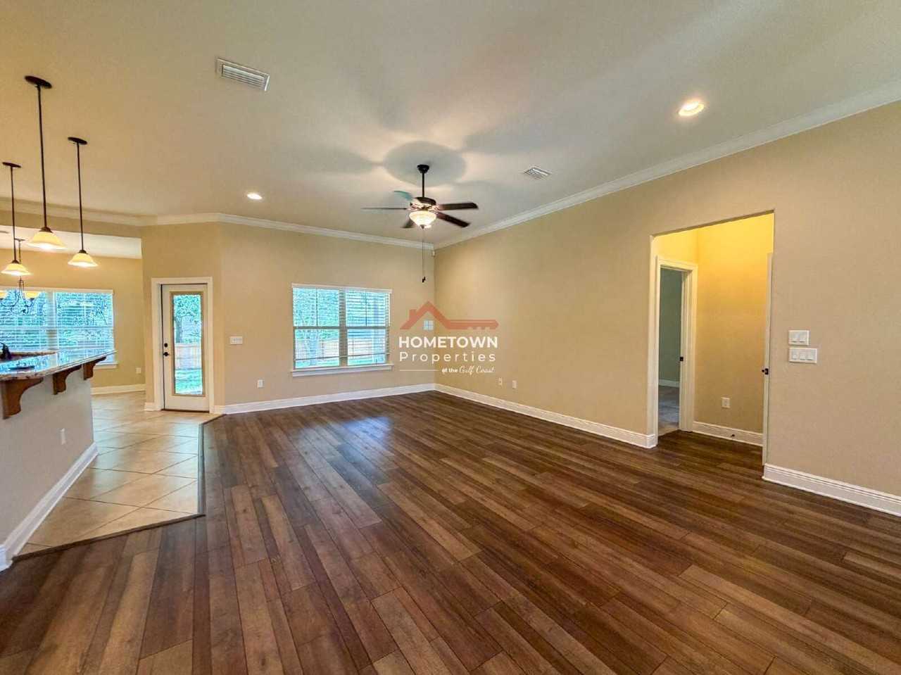 5573 Nate Ln - Photo 7 of 38