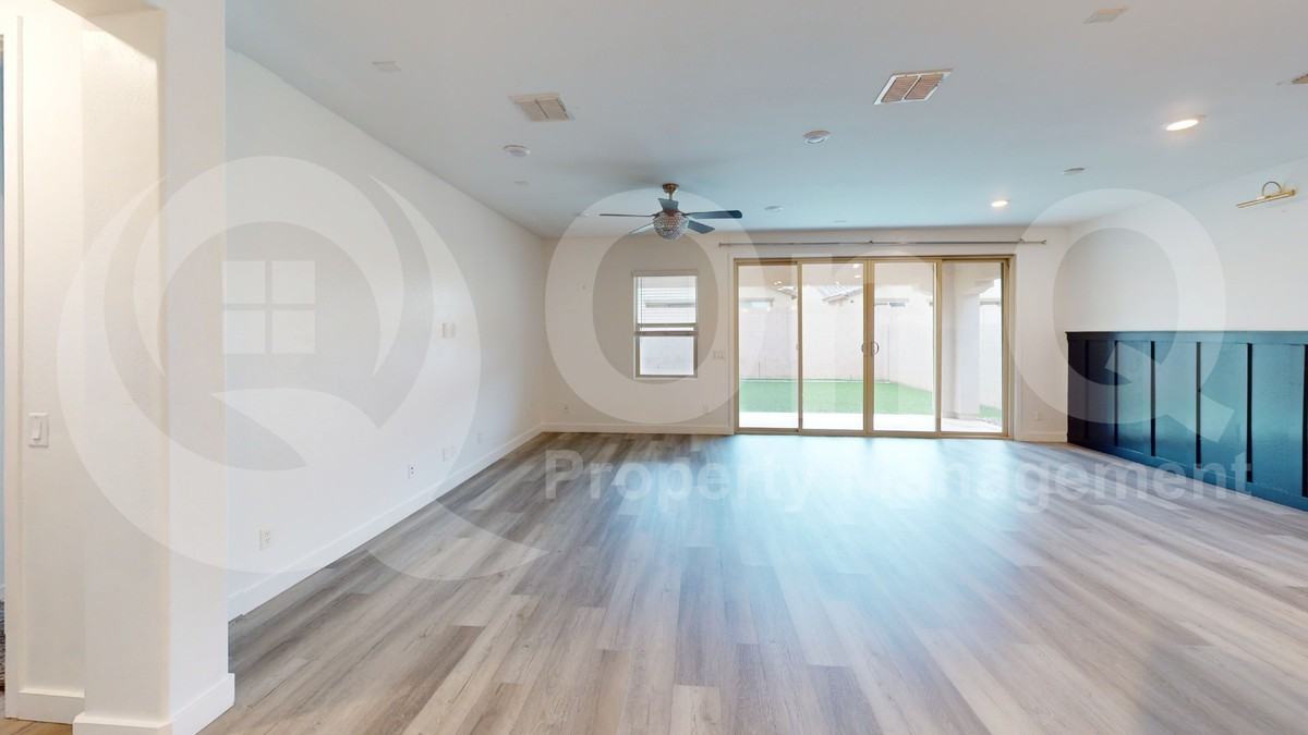 10161 E Gamma Ave - Photo 5 of 19