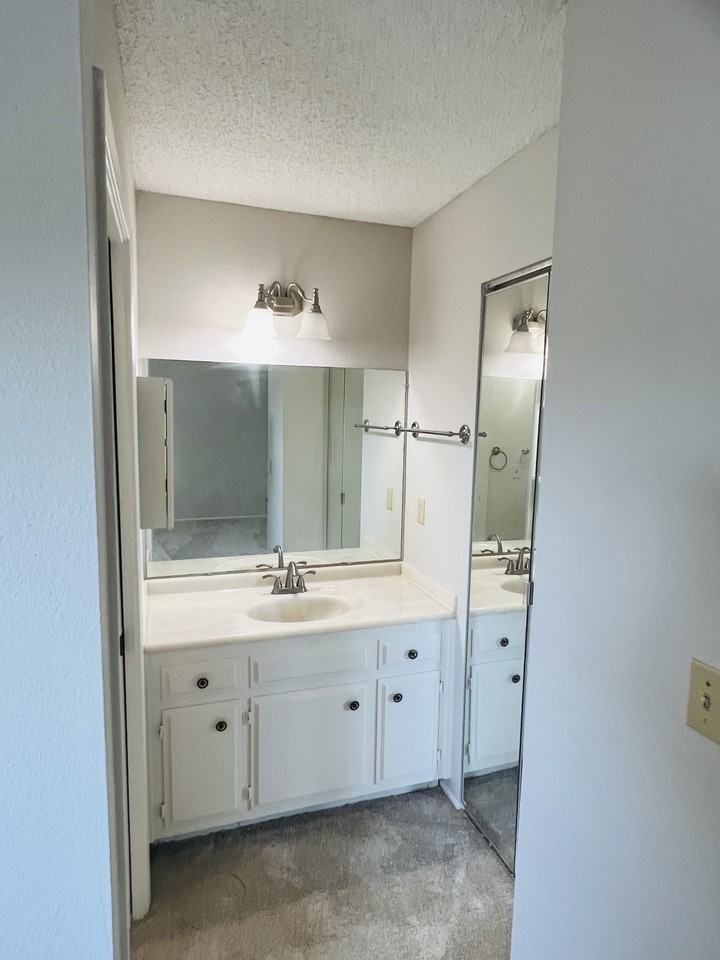 5089 Brittany Drive - Photo 6 of 7