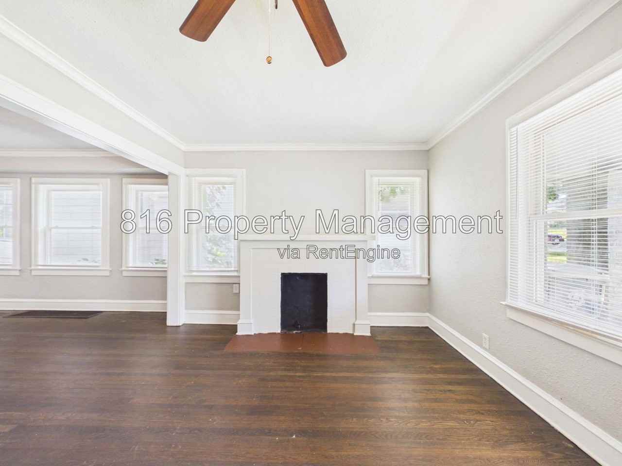 5127 Olive St - Photo 5 of 27