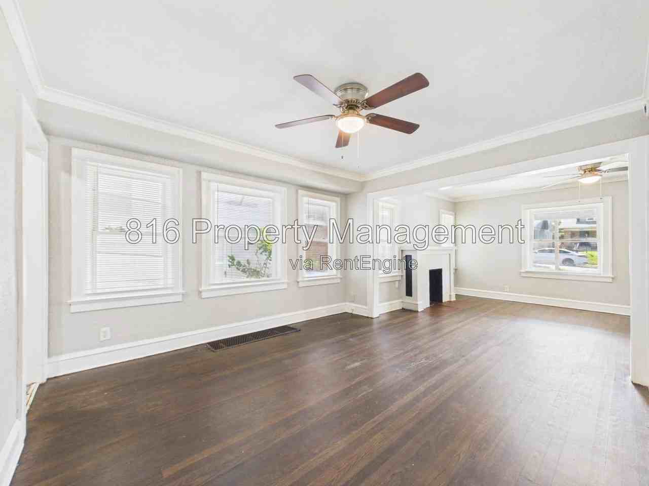 5127 Olive St - Photo 7 of 27