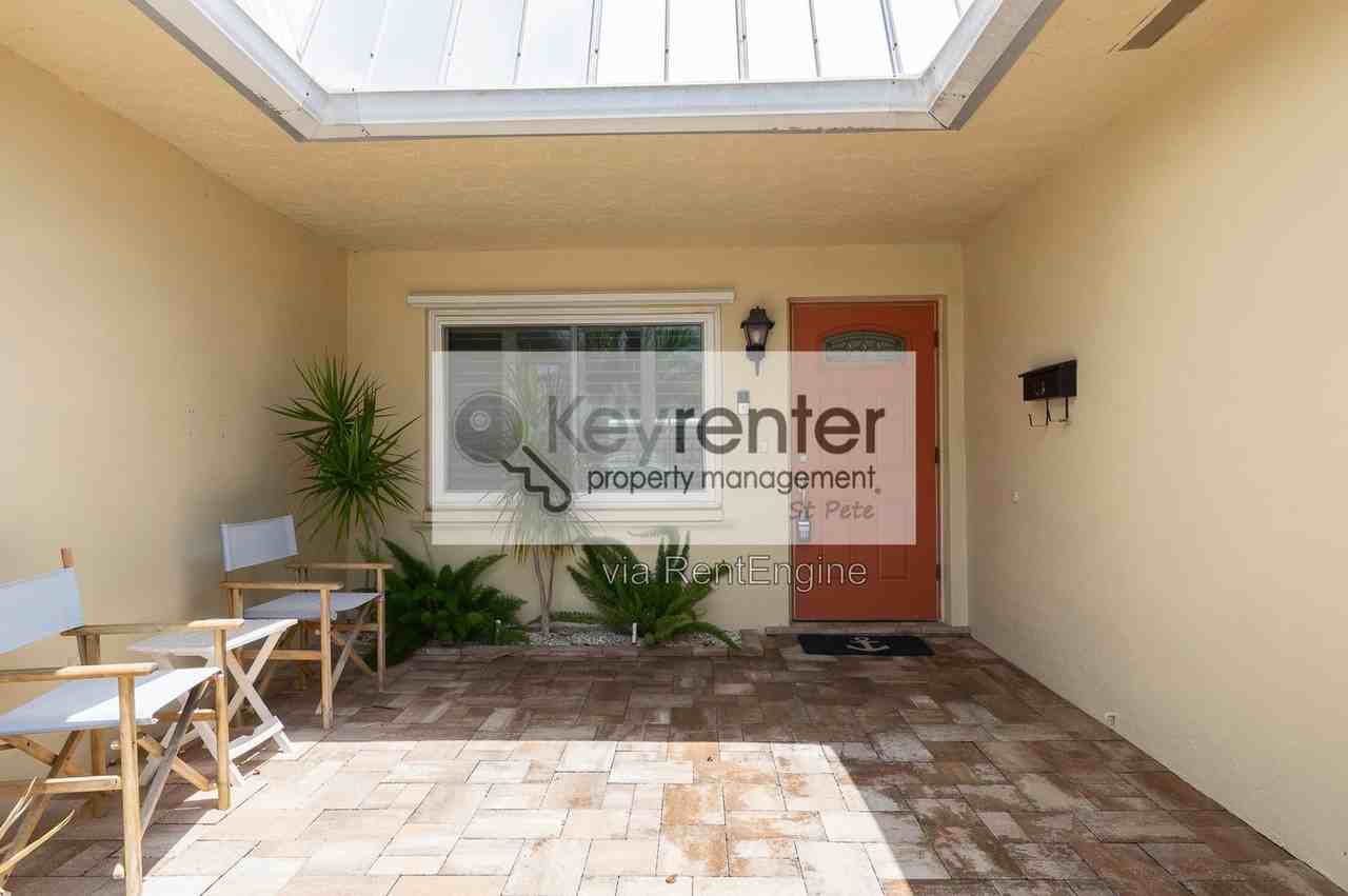 6575 Green Valley Dr - Photo 3 of 30