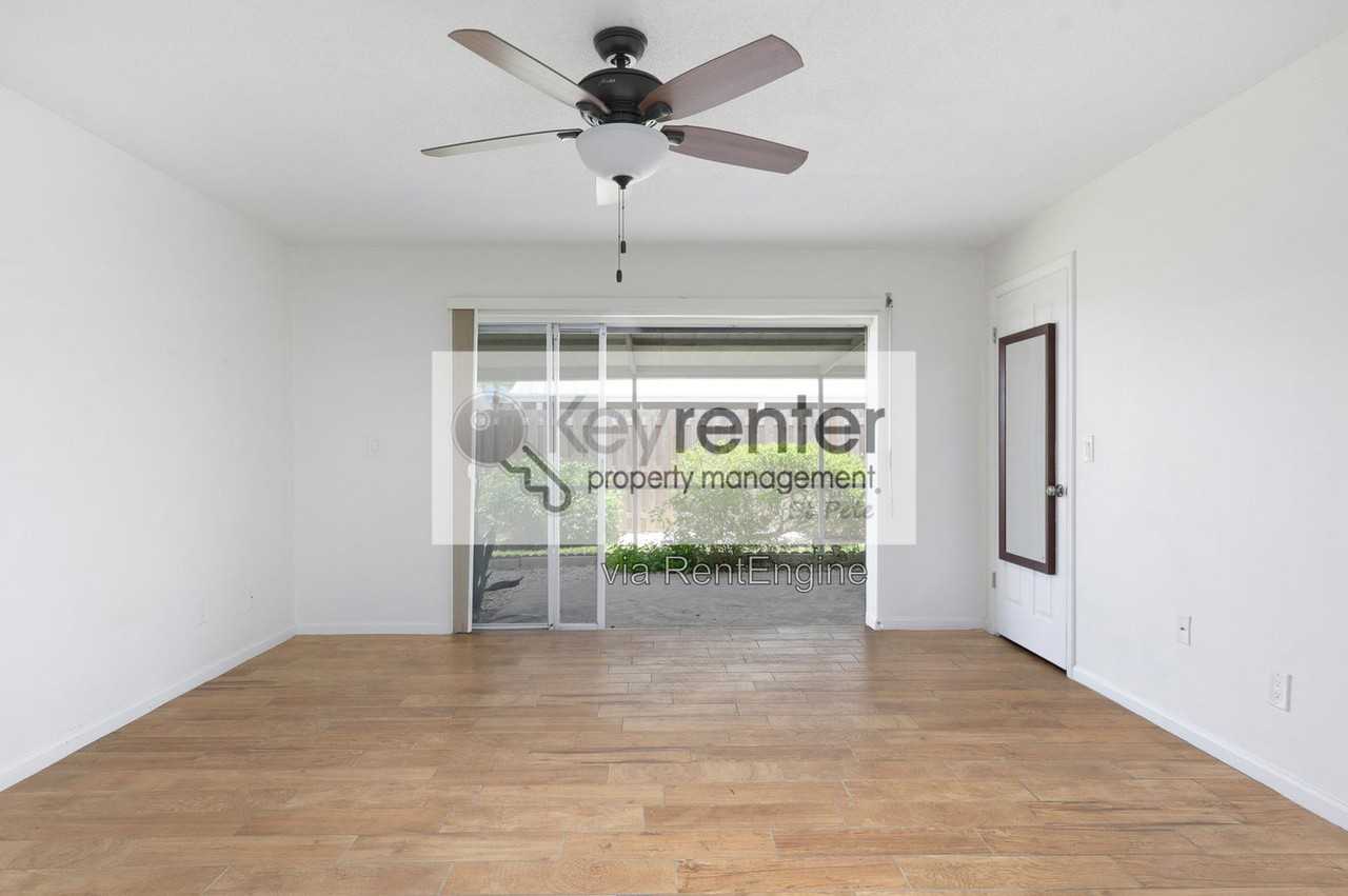 6575 Green Valley Dr - Photo 6 of 30