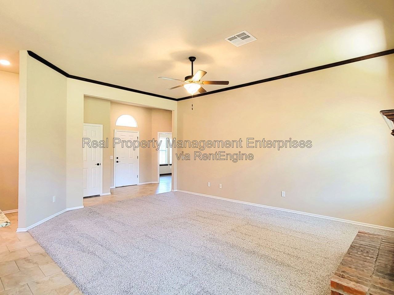 4500 Oasis Ct - Photo 6 of 24
