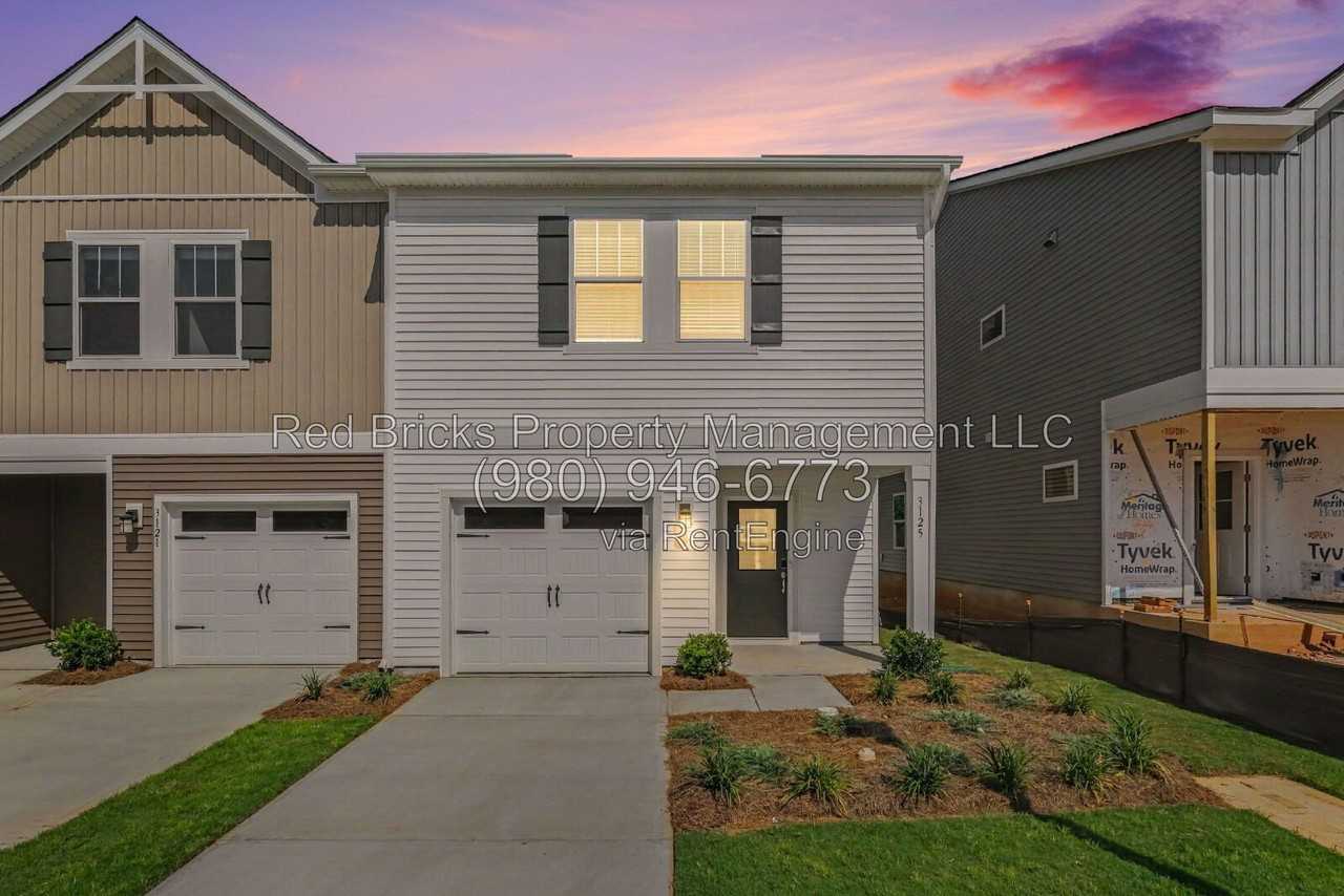 3125 Ophelia Aly - Photo 2 of 28