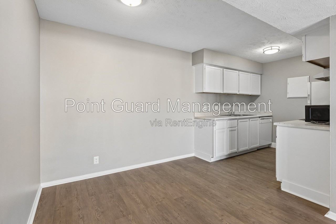 1504 Lee Dr #17 - Photo 5 of 29