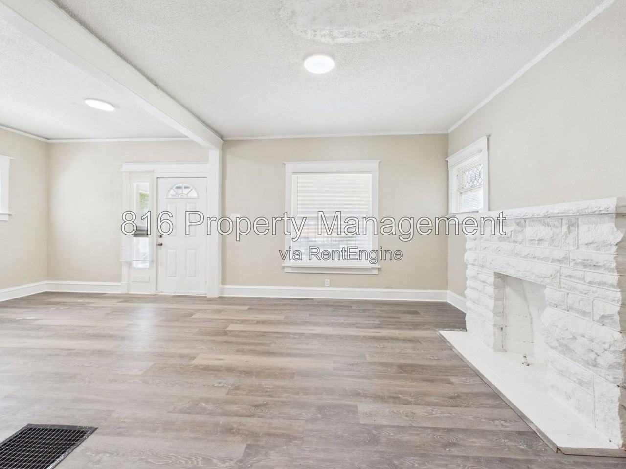 3205 E 31st St - Photo 5 of 40