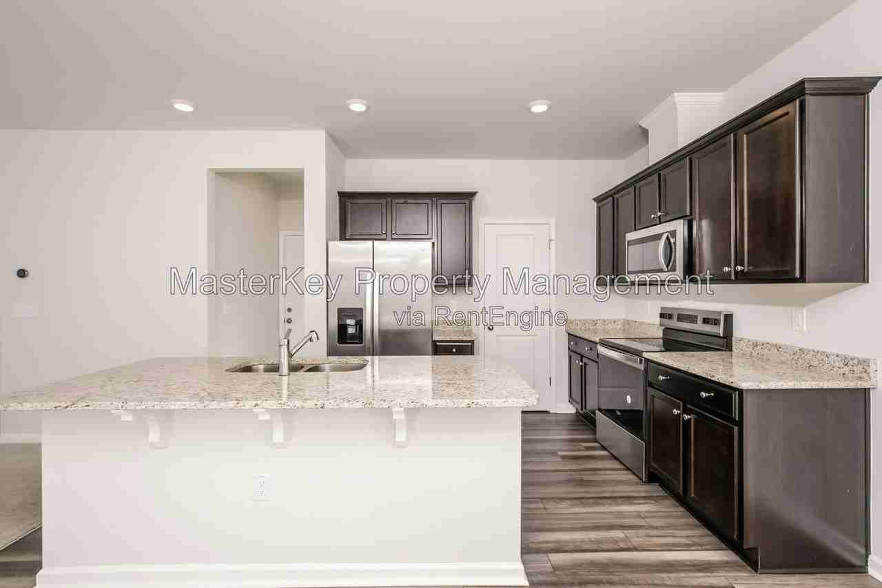 804 Mckenzie Park Ter - Photo 4 of 33