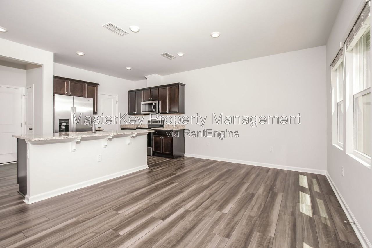 804 Mckenzie Park Ter - Photo 7 of 33