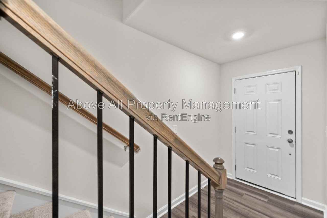 1035 Shoreside Dr - Photo 6 of 46
