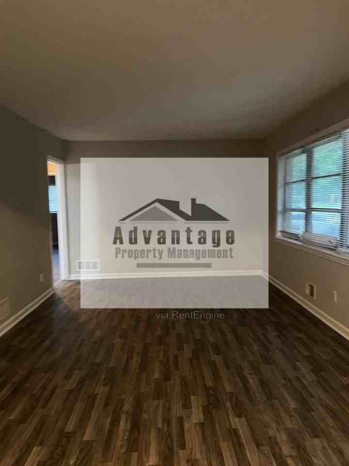 1618 Patricia Dr - Photo 5 of 18