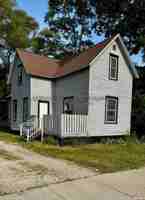 featured image of 871 Wood St