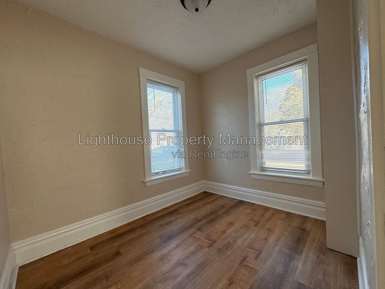 2550 Crozier Ave - Photo 7 of 18
