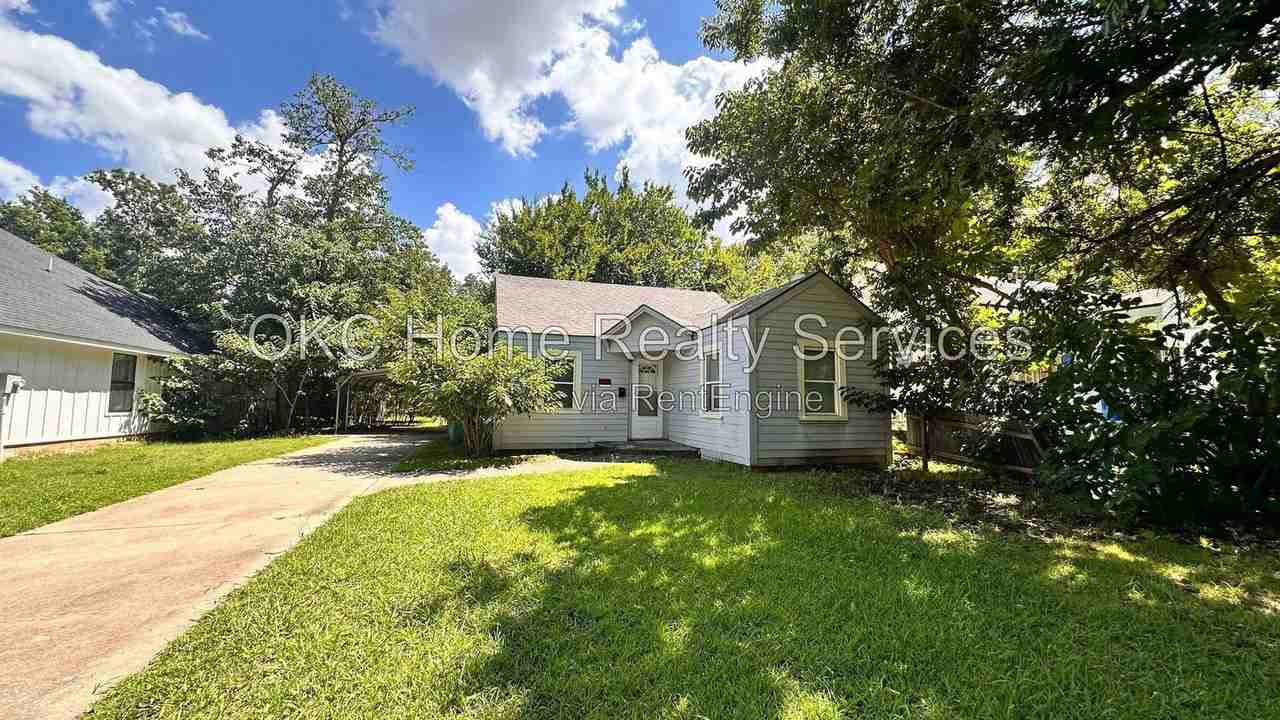 2316 Nw 38th St - Photo 2 of 19